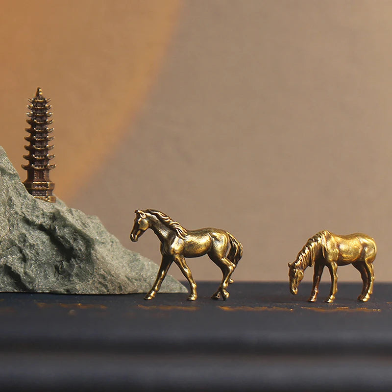 1 Pc Antique Brass Solid Long Tail Horse Figurines Big Feng Shui Ornaments Copper Zodiac Animal Mini Desktop Decoration Crafts