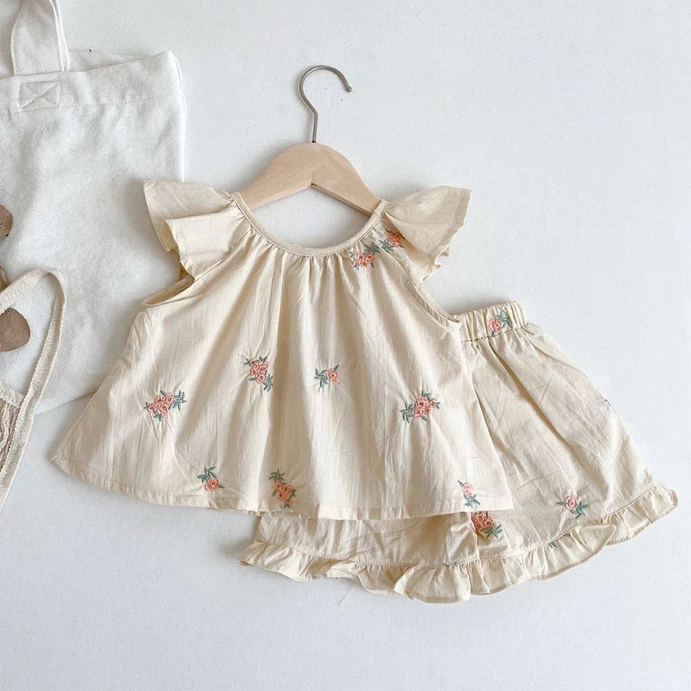 Melario Girls' Summer Fashion Set Children's Flower Print Flying Sleeve Top+Shorts Two Piece Cute Little Girl Refreshing Set