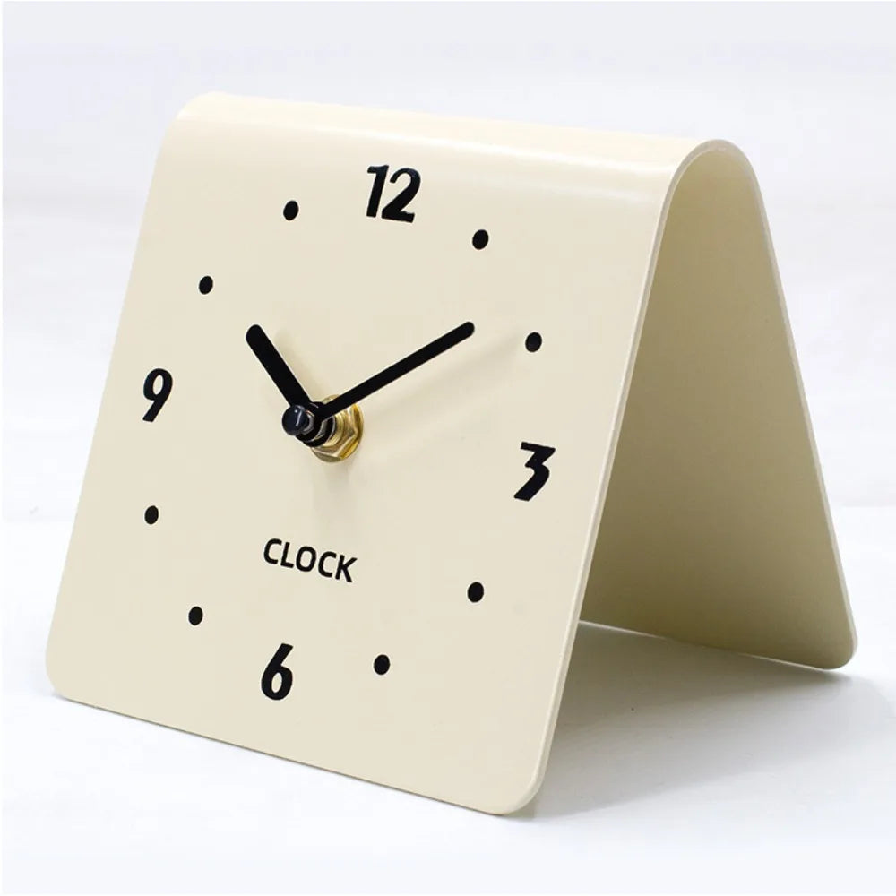 Simple Art Silent Tabletop Clock Acrylic Minimalist Bedside Table Clock Exquisite Desk Clock Gift