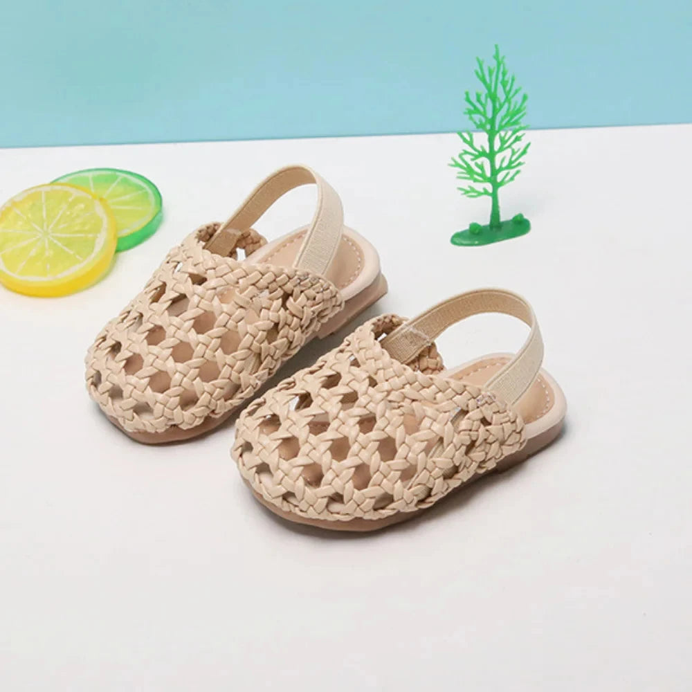 Baby Girls Shoes Braided Sandals for Girls Kids Fashion Hollow Out Leather Shoe Soft Sole Retro Princess Slippers Beach Shoes
