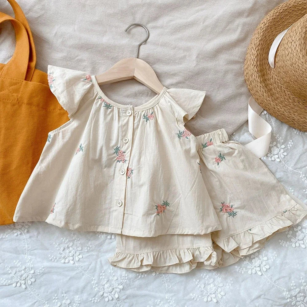 Melario Girls' Summer Fashion Set Children's Flower Print Flying Sleeve Top+Shorts Two Piece Cute Little Girl Refreshing Set