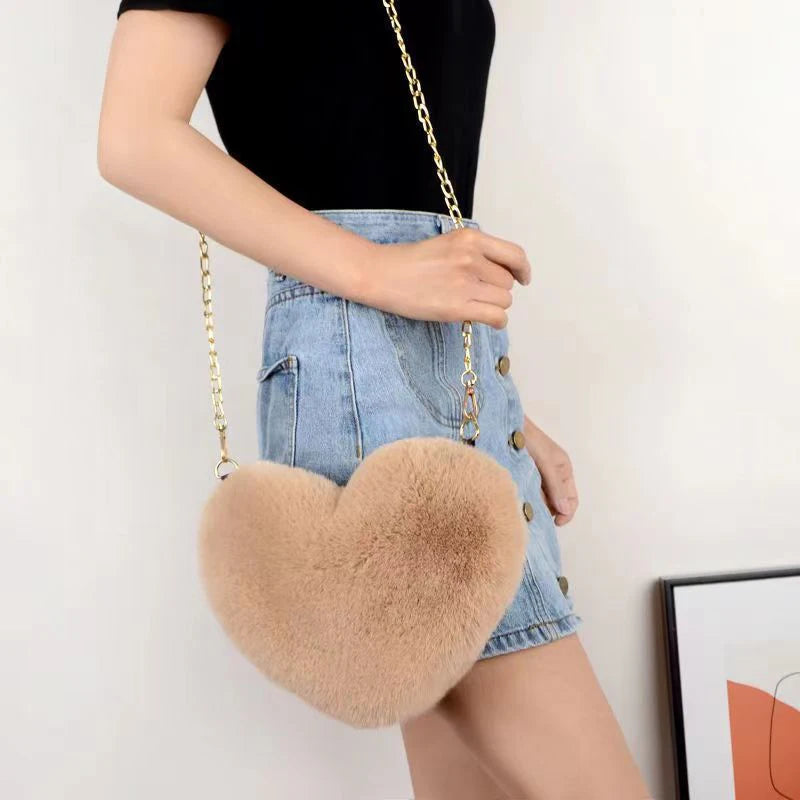 Fashion Women's Heart Shaped Handbags Cute Faux Fur Crossbody Bags Lady Soft Plush Chain Shoulder Bag Shopper Totes