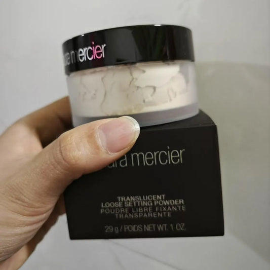 2024 Hot Loose Powder With Packaging Natural Soft Transparent Honey Powder Makeup Powder
